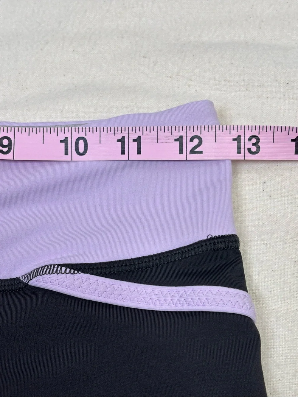 🍋Lululemon Run: Pace Crop Soot/Pretty Purple Size 4 Low Rise Run Tight Fit *Mark